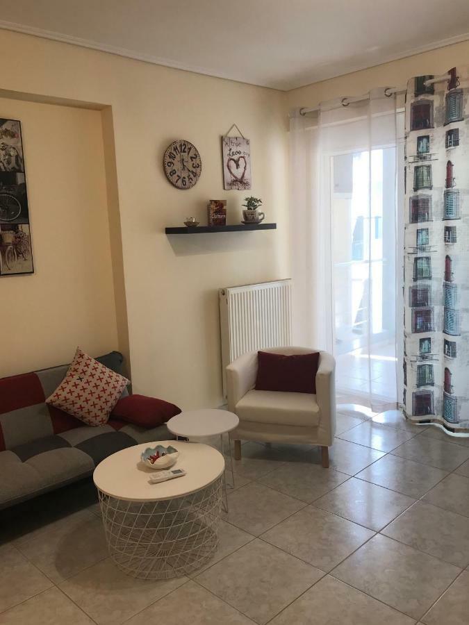 Cozy Studio Apartment In Pireus Экстерьер фото